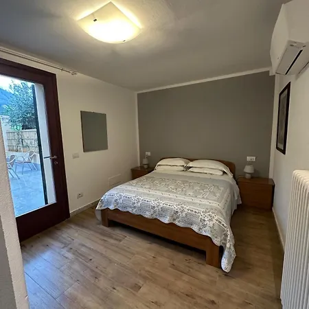 Pavian 37 * Levanto